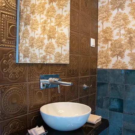 Rosy No1 Boutique Living By The Sea Apartment Bicas