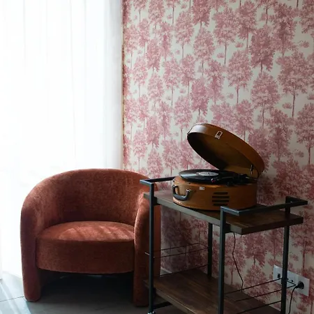 Rosy No1 Boutique Living By The Sea アパート