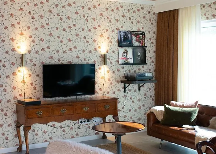Rosy No1 Boutique Living By The Sea 아파트 Bicas